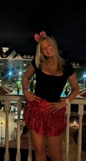 Private Leaked Olivia kuehner exclusive onlyfans photos 2026
