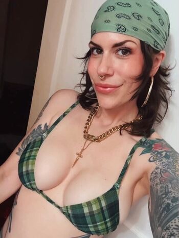 Private Leaked Peirslouise exclusive onlyfans photos 2026