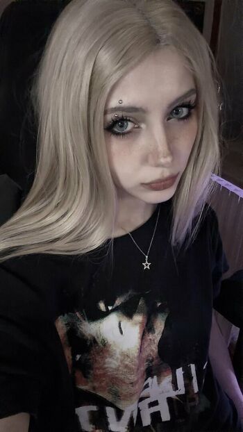 Private Leaked Pixelkewie exclusive onlyfans photos 2026