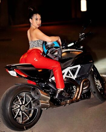 Private Leaked Prada baekun exclusive onlyfans photos 2026