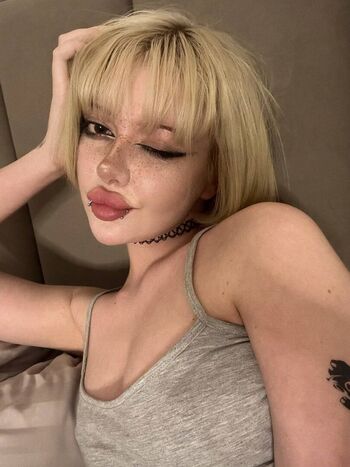 Private Leaked Prettylyriqq exclusive onlyfans photos 2026