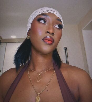 Private Leaked Queen aminata exclusive onlyfans photos 2026