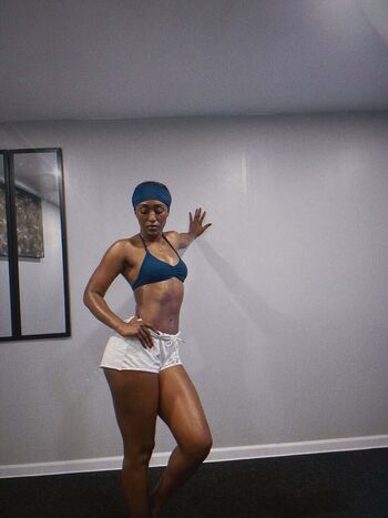 Private Leaked Queen aminata exclusive onlyfans photos 2026