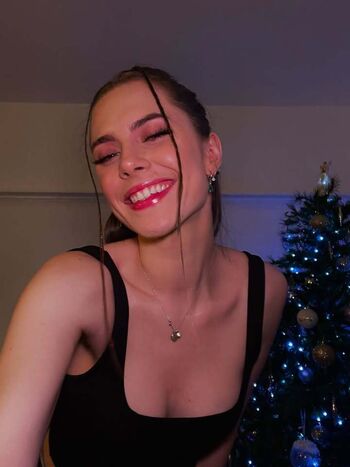 Private Leaked Raine reacts exclusive onlyfans photos 2026