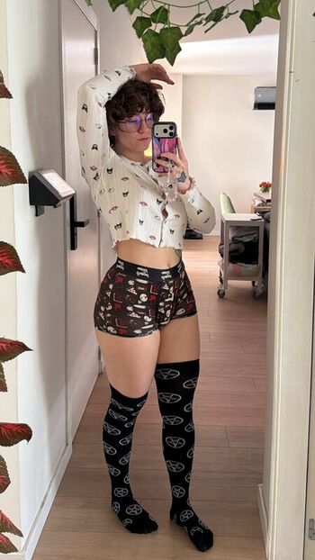 red.witchhh
