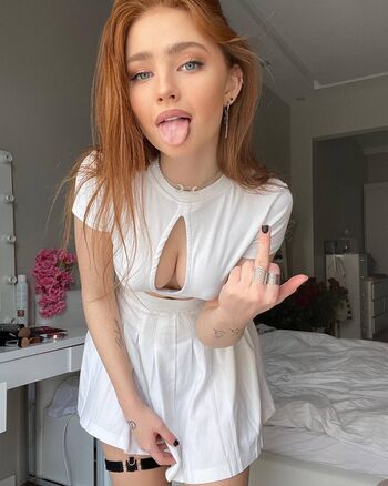 Private Leaked Renata ri exclusive onlyfans photos 2026