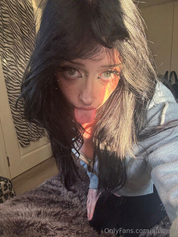Private Leaked Rio lawlor exclusive onlyfans photos 2026