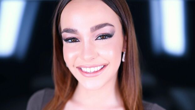 Rissa May