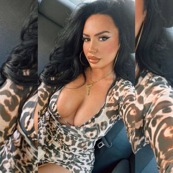 Private Leaked Roxannaursu exclusive onlyfans photos 2026