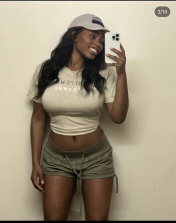 Samantha Marie