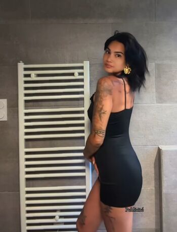 Samantha Merlos