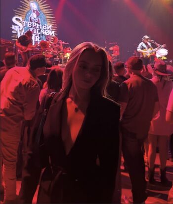 Samantha Riehl