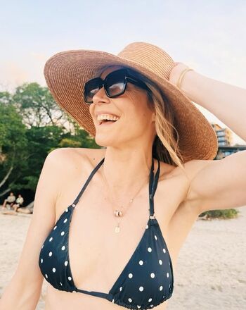 Private Leaked Sarah chalke exclusive onlyfans photos 2026