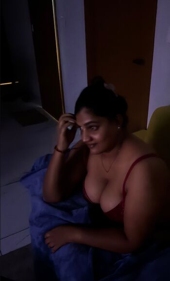 Private Leaked Saranya santhosh exclusive onlyfans photos 2026
