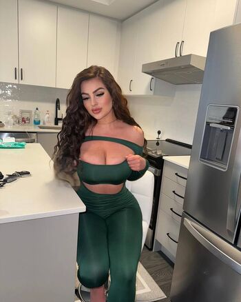 Savala Tee