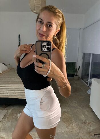 Private Leaked Serana rosee exclusive onlyfans photos 2026