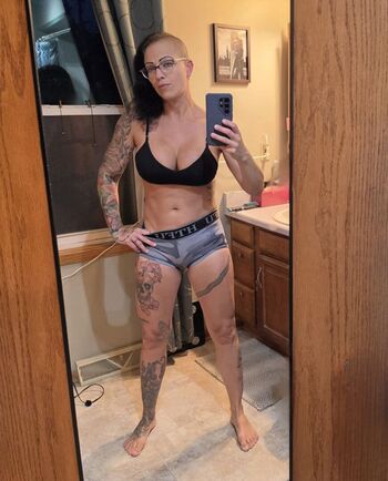 Private Leaked Sexy workout babe exclusive onlyfans photos 2026