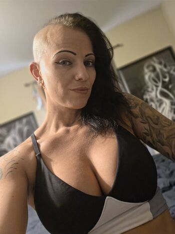 Private Leaked Sexy workout babe exclusive onlyfans photos 2026