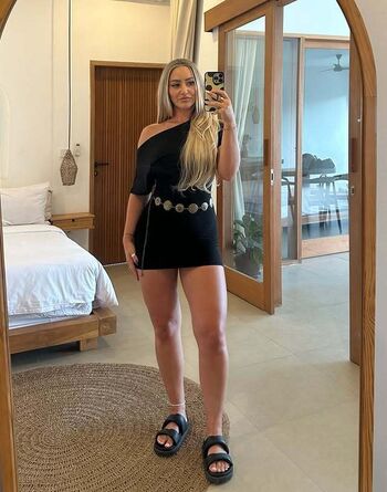 Private Leaked Shannon henry exclusive onlyfans photos 2026