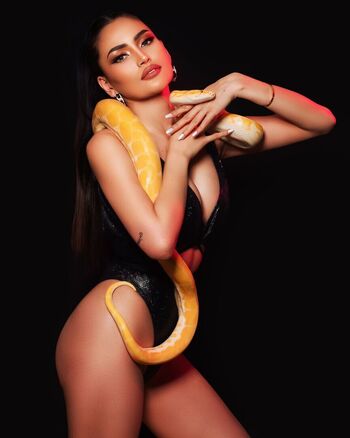 Private Leaked Shanon tampon exclusive onlyfans photos 2026