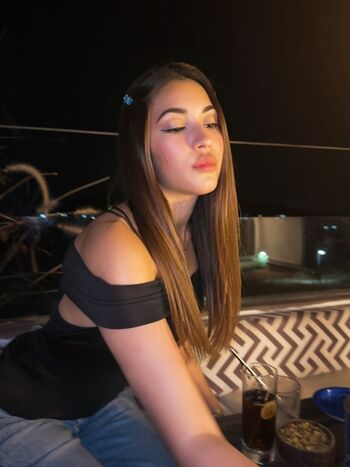 Private Leaked Shivani singh exclusive onlyfans photos 2026