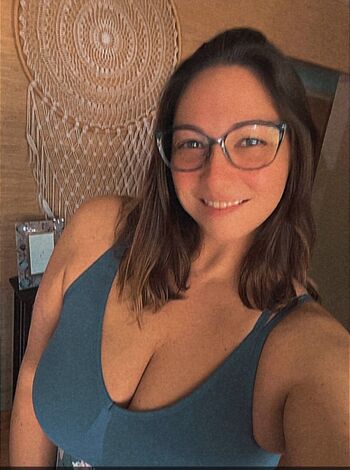 Show Your Girlfriend