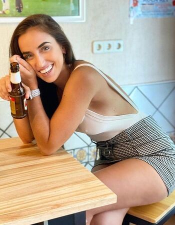 Silvia Dos Uno