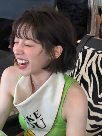 Song Yuqi
