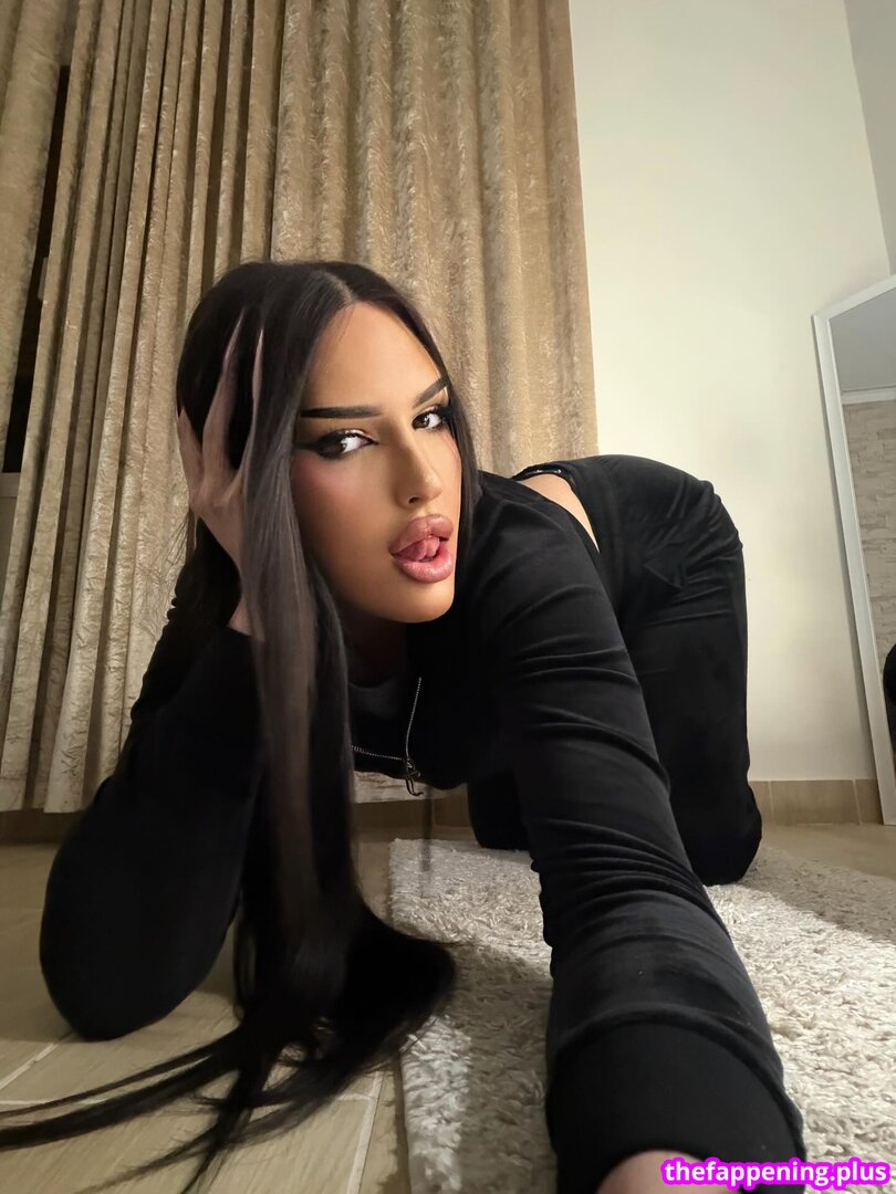 ssteevanovicc Fotografie OnlyFans Dezbrăcată #5