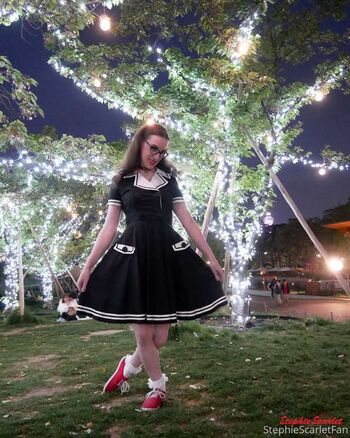 Stephie Scarlet