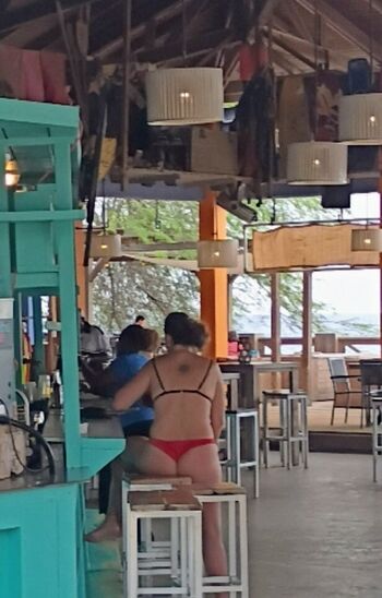 String Voyeur