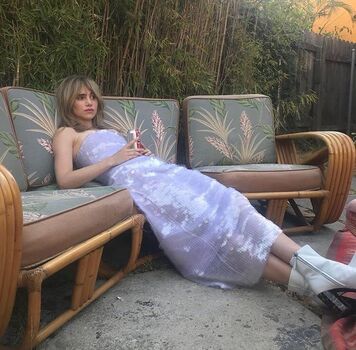 Suki Waterhouse