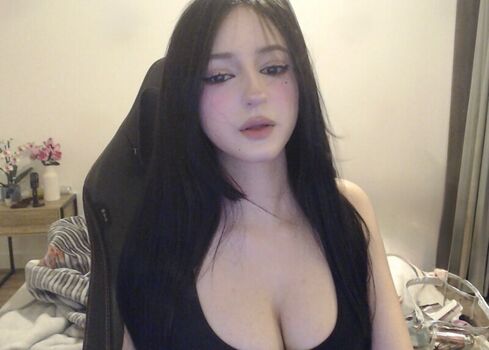 Private Leaked T winter exclusive onlyfans photos 2026