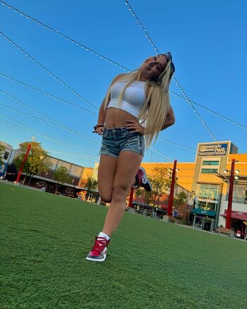 Private Leaked Thea hail exclusive onlyfans photos 2026