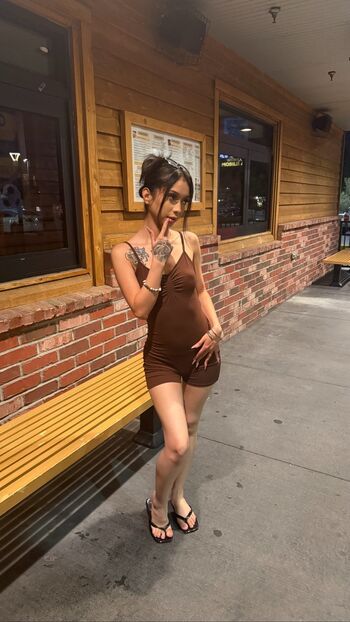 Theyenvyyalexis