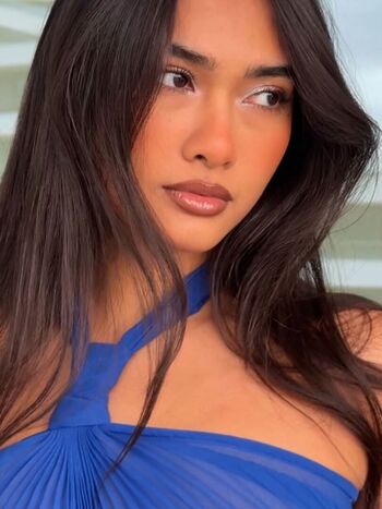 Private Leaked Thuzar wint lwin exclusive onlyfans photos 2026