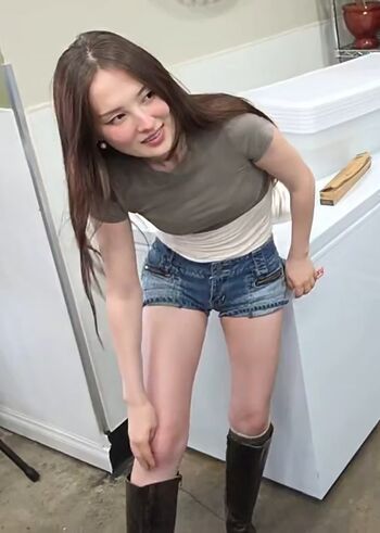 Tinakitten
