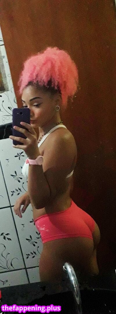 therealatltayh / tthays_7 / ttjsal_7 Fotografie OnlyFans Dezbrăcată #1