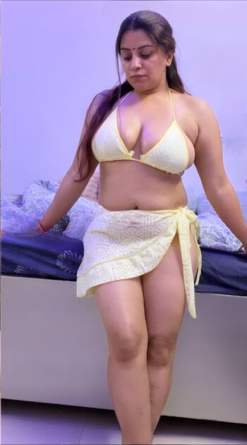 Private Leaked Vandana pathak exclusive onlyfans photos 2026