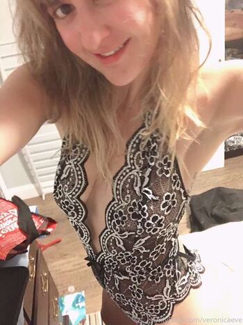 Private Leaked Veronica eve exclusive onlyfans photos 2026