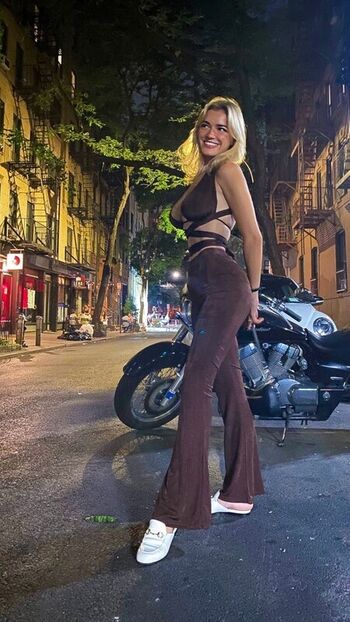 Private Leaked Veronica kelegian exclusive onlyfans photos 2026
