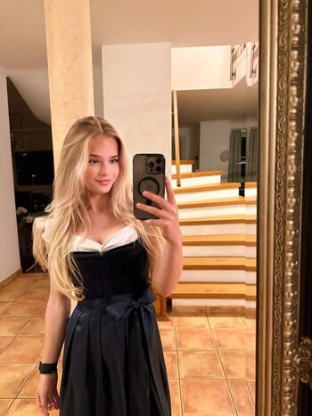 Veronika Miller