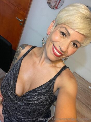 Private Leaked Veronique exclusive onlyfans photos 2026