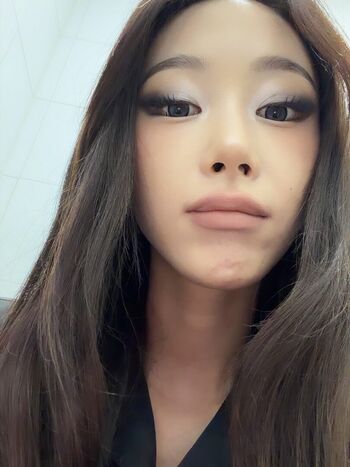 WomenK-pop