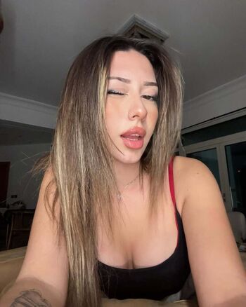 Private Leaked Yagmur orgarun exclusive onlyfans photos 2026