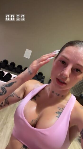 Young Leosia