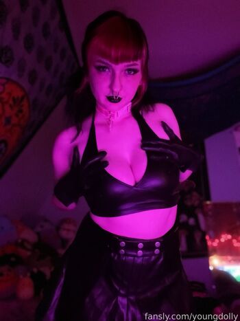 Private Leaked Youngdolly page exclusive onlyfans photos 2026