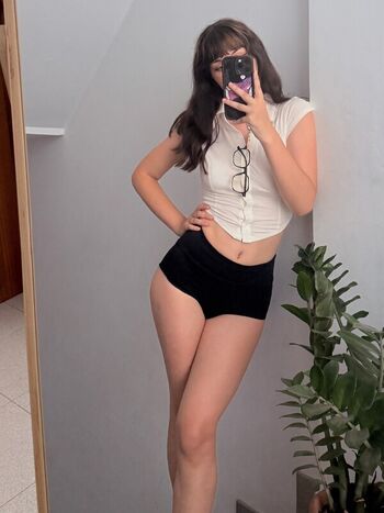 Private Leaked Yquen exclusive onlyfans photos 2026