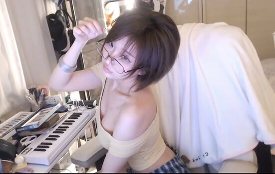 Private Leaked Yurasweb exclusive onlyfans photos 2026