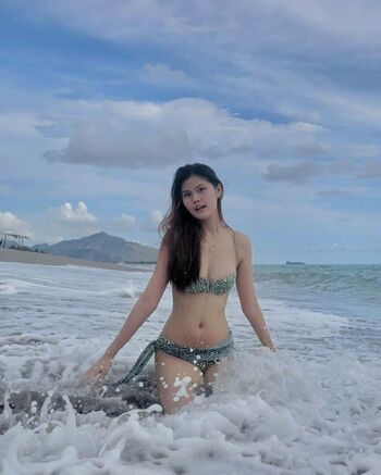 Private Leaked Yuri gen exclusive onlyfans photos 2026